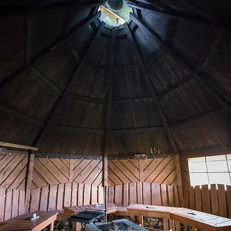 Курортный комплекс Kuus-hukkala Харкала